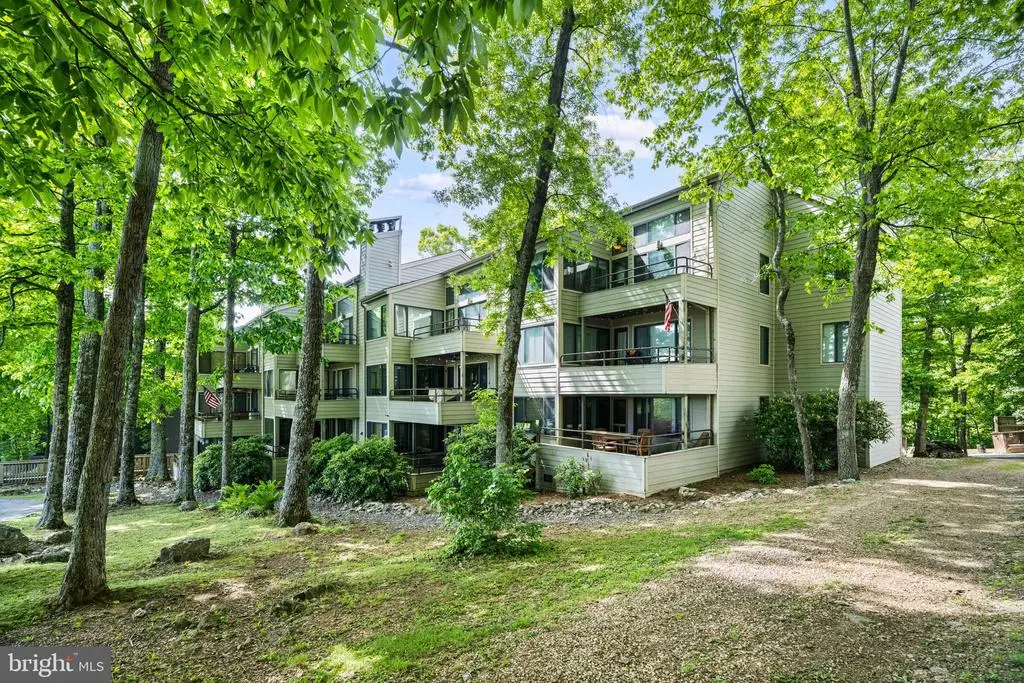 312 Dobie, Roseland, VA 22967 - #1