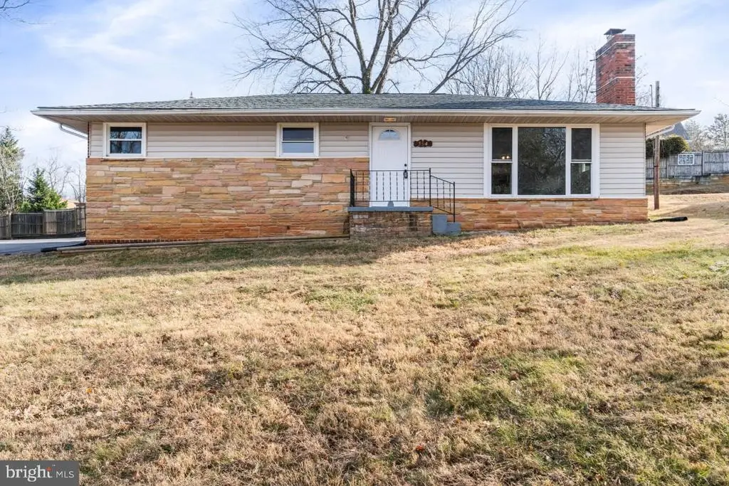 354 Berry St, Orange, VA 22960 - #1