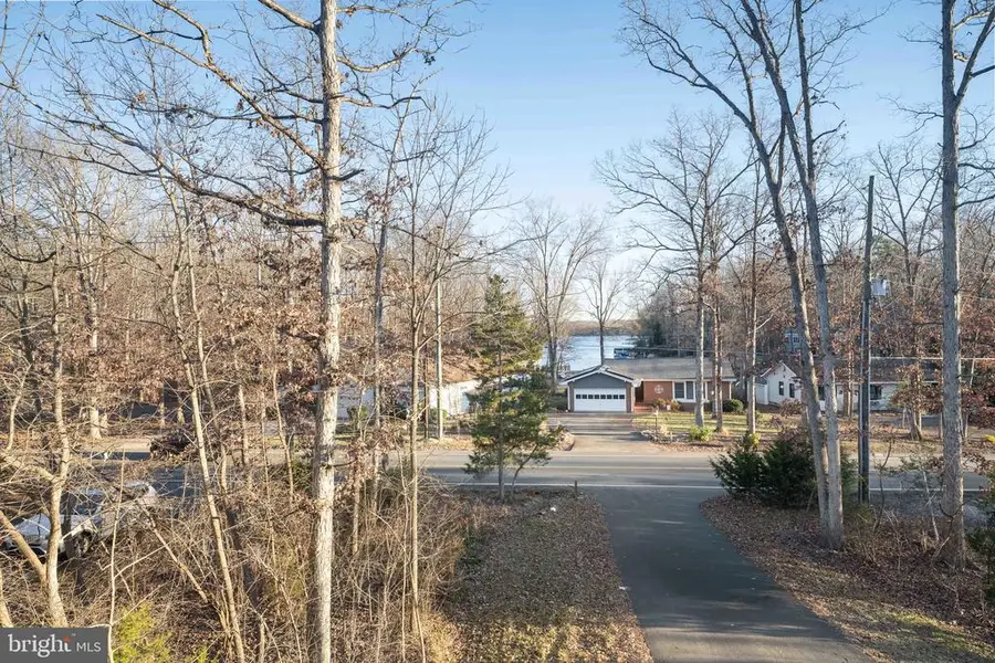 1002 Lakeview Pkwy, Locust Grove, VA 22508 - #3