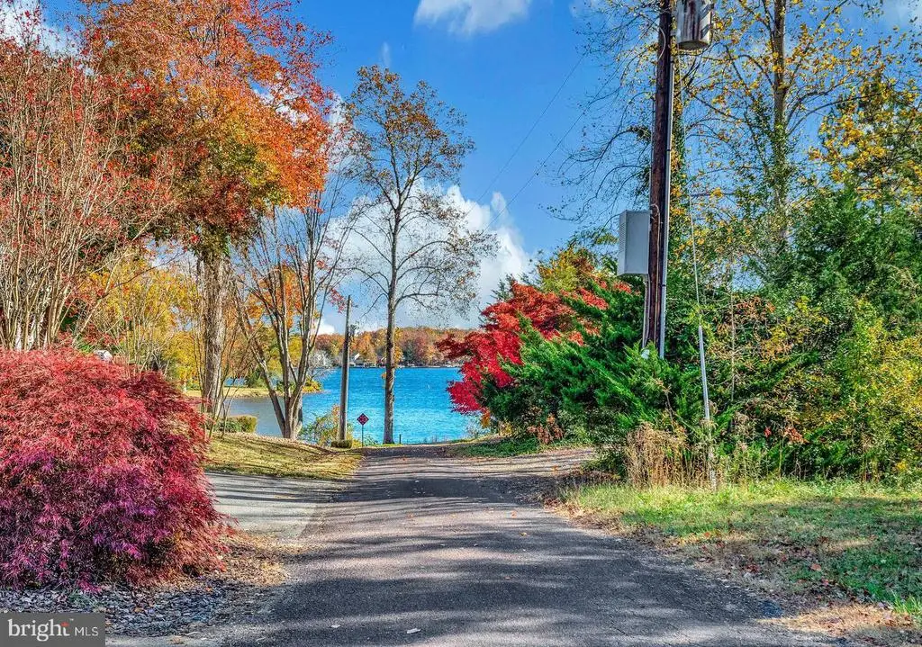 219 Cornwallis Ave, Locust Grove, VA 22508 - #1