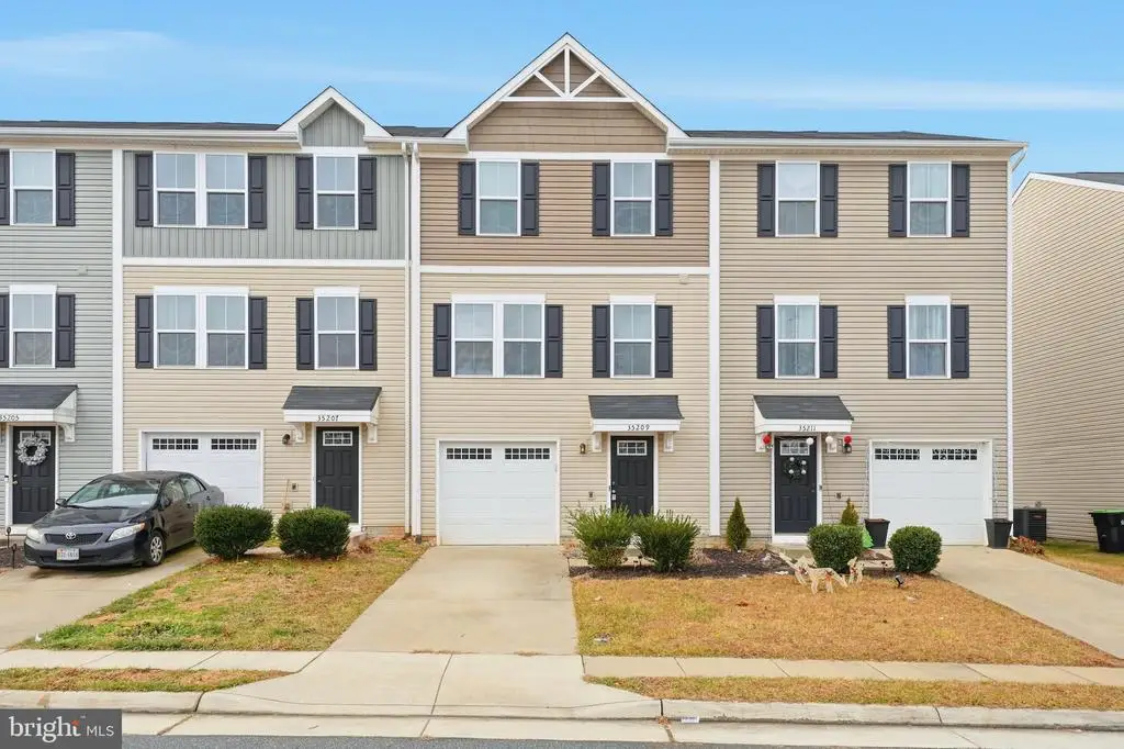 35209 Sara Ct, Locust Grove, VA 22508 - Image #1