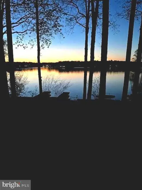 221 Wakefield Dr, Locust Grove, VA 22508 - #1