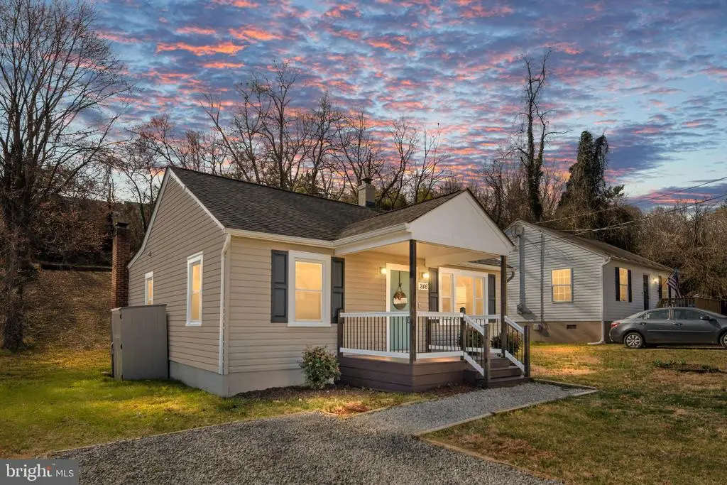 246 Berry St, Orange, VA 22960 - #1