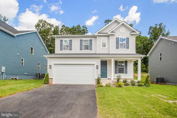 35611 Pine Needle Ln, Locust Grove, VA 22508