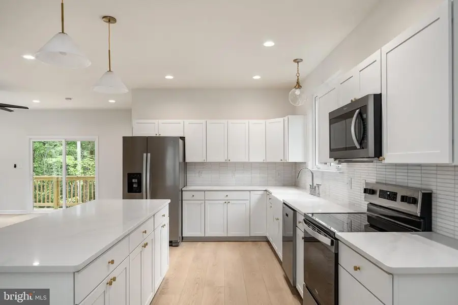 104 Butler Cir, Locust Grove, VA 22508 - #3