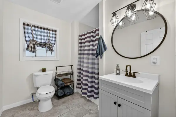 102 Confederate Cir, Locust Grove, VA 22508