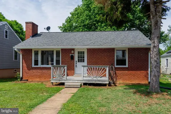 204 Madison St N, Orange, VA 22960