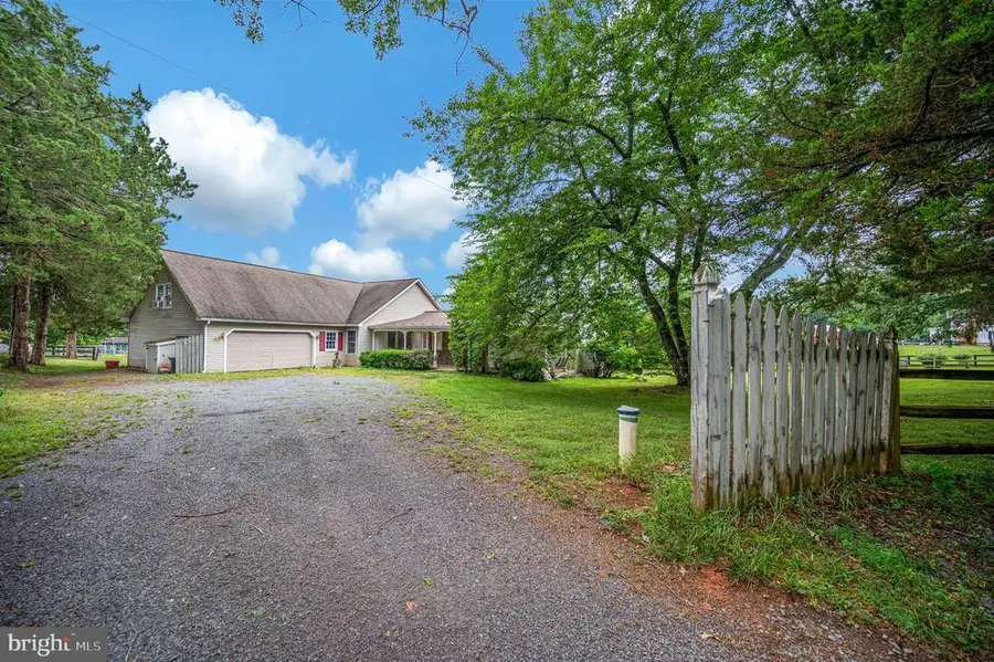 6317 Louisianna Rd, Locust Grove, VA 22508 - #2