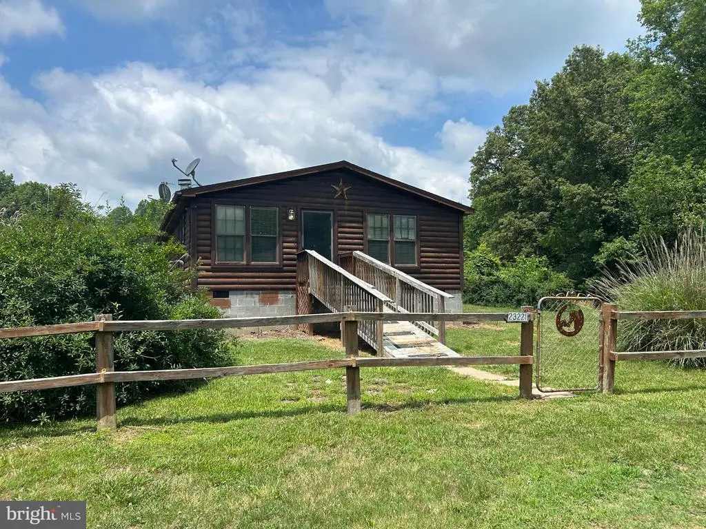 23221 Independence Rd, Unionville, VA 22567 - #1