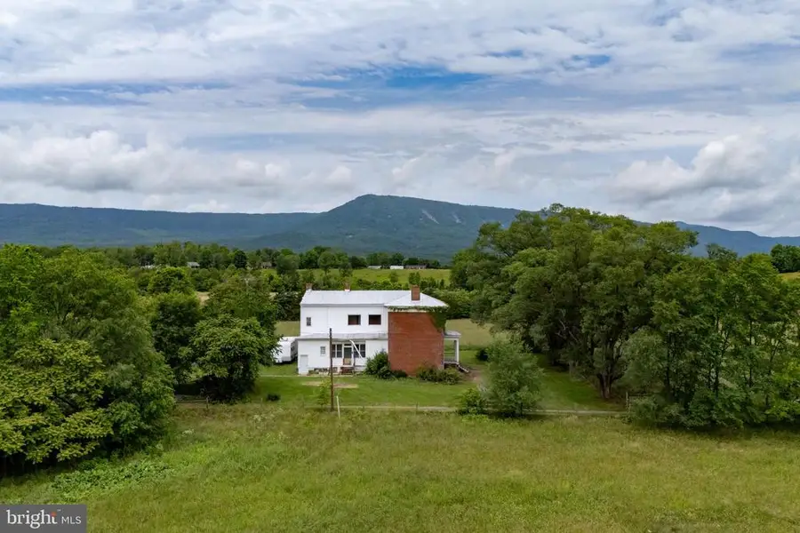 501 Fork Rd S, Luray, VA 22835 - #2