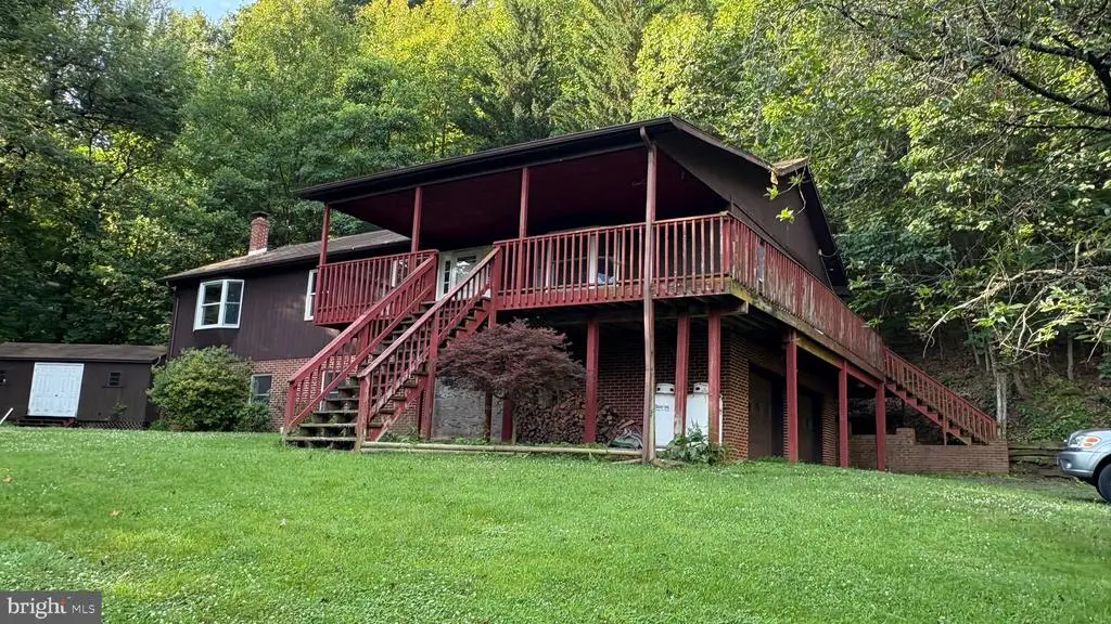 287 Blackthorne Rd, Luray, VA 22835 - #1