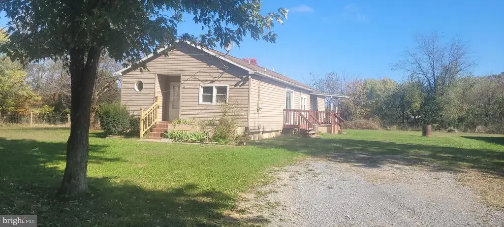 633 Ridge View Ln, Shenandoah, VA 22849 - #1