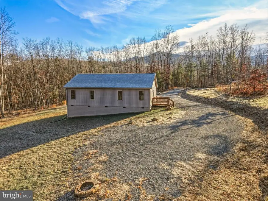 324 Old Wagon Rd, Luray, VA 22835 - #3