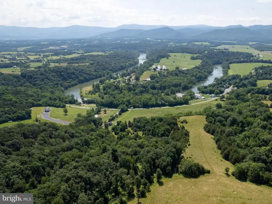 12 Galloway Spring Ln, Shenandoah, VA 22849 - Image #2