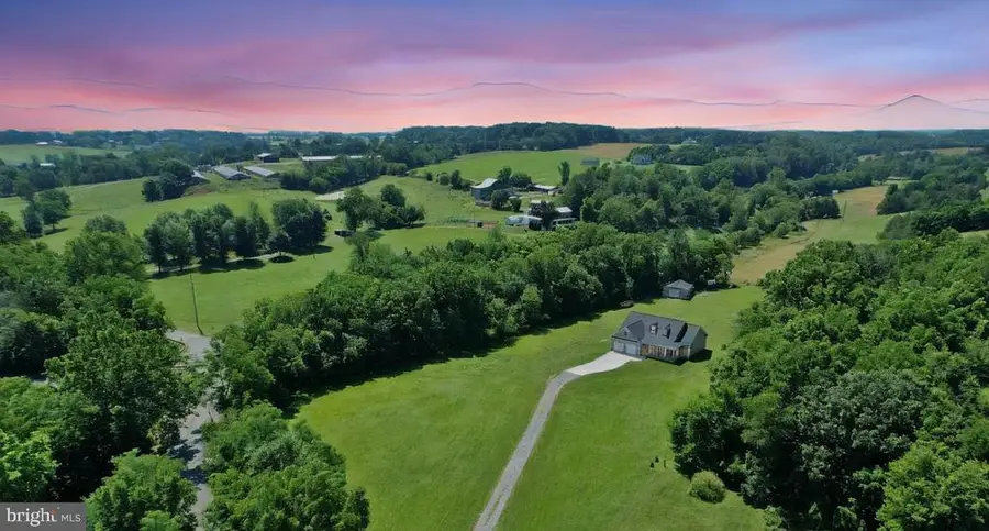 1835 Mill Creek Xrds, Luray, VA 22835 - #2