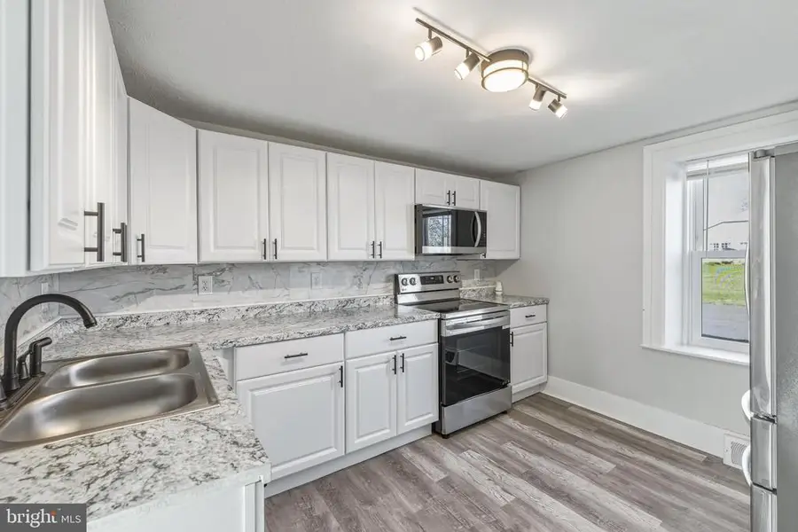 773 Main St W, Stanley, VA 22851 - #2