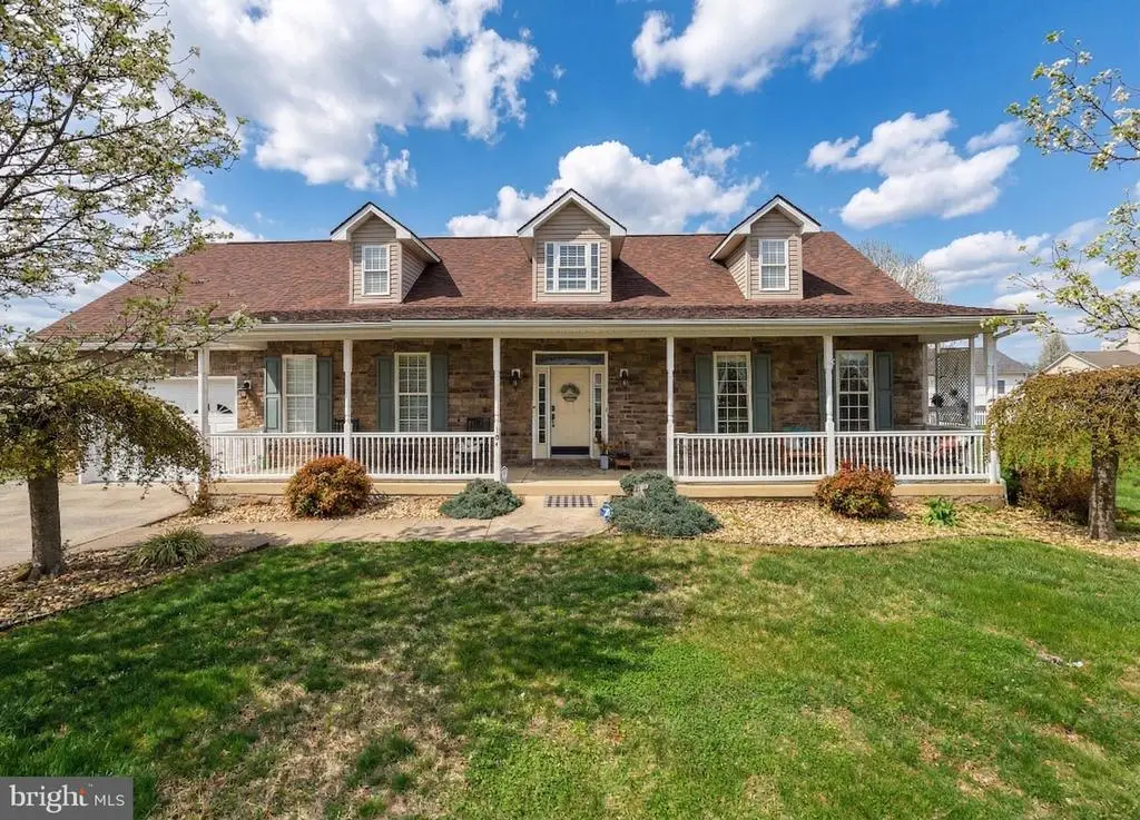 154 Wanda St W, Stanley, VA 22851 - #1