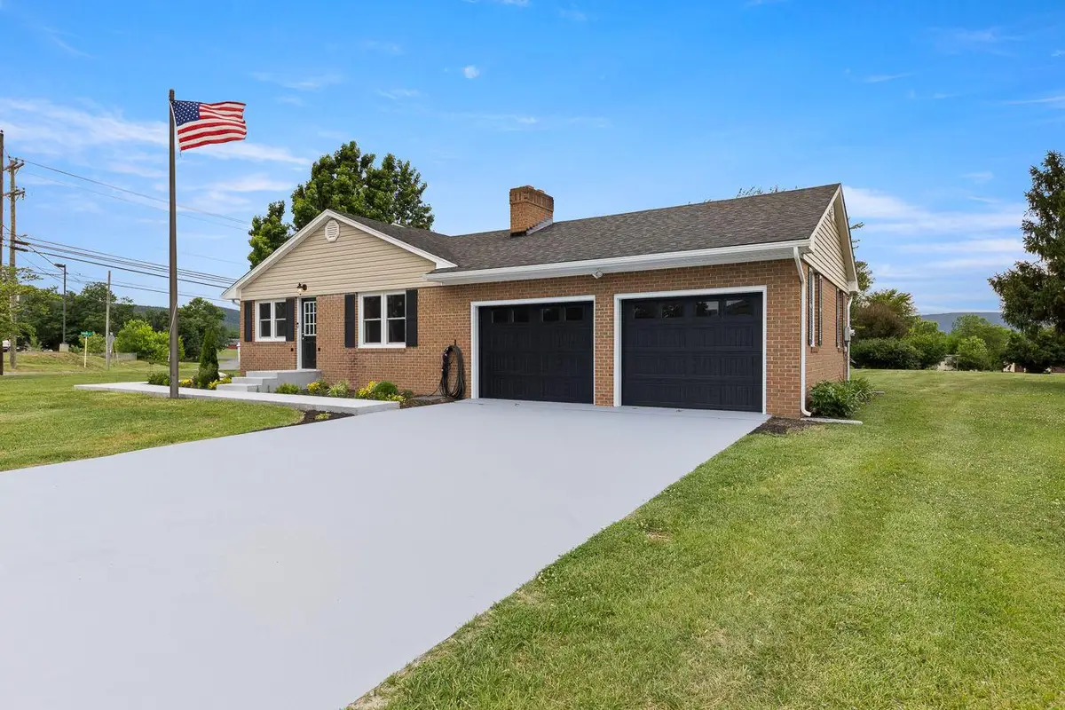 310 Main St W, Stanley, VA 22851 - #1