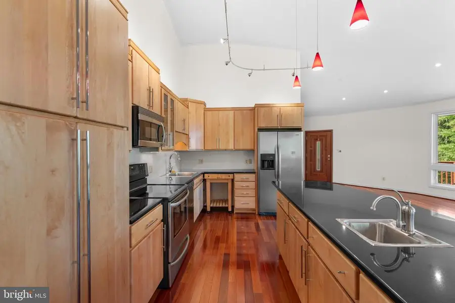 243 Aaron Mountain Rd, Castleton, VA 22716 - #3