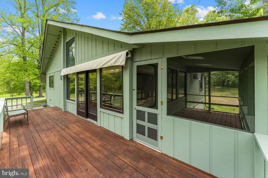 68 Grand View Rd, Washington, VA 22747 - #2