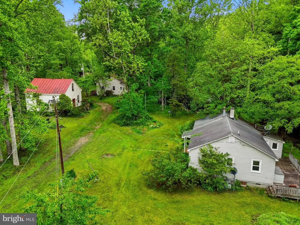 326 Keyser Run Rd, Washington, VA 22747 - #1