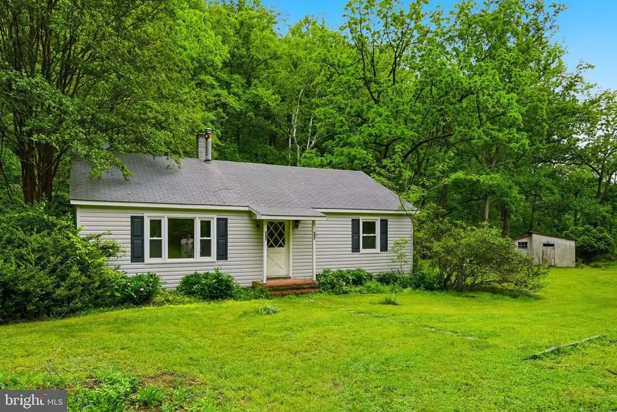 326 Keyser Run Rd, Washington, VA 22747 - #2