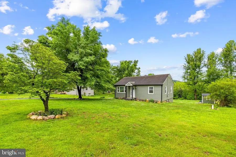 15 Mountain View Rd, Wakefield, VA 22637 - #2