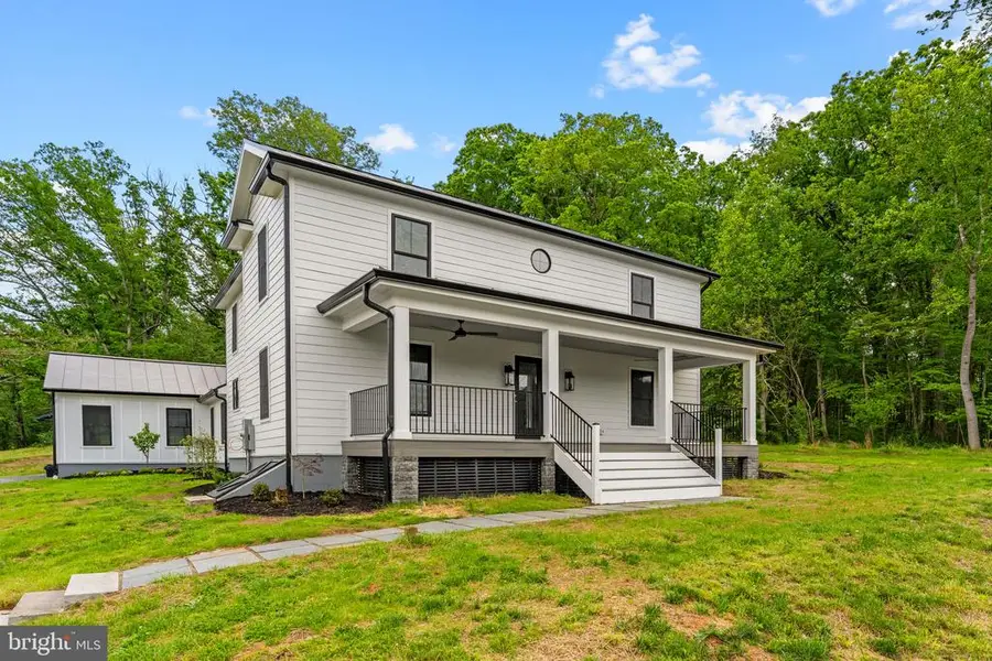 90 Main Street, Washington, VA 22747 - #2