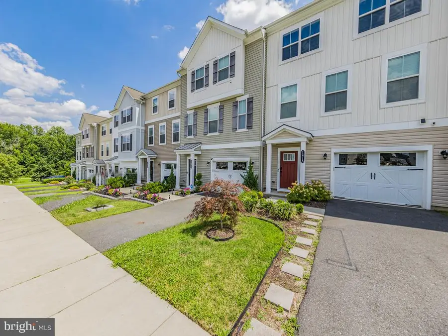 1420 Teagan Dr, Fredericksburg, VA 22408 - Image #2