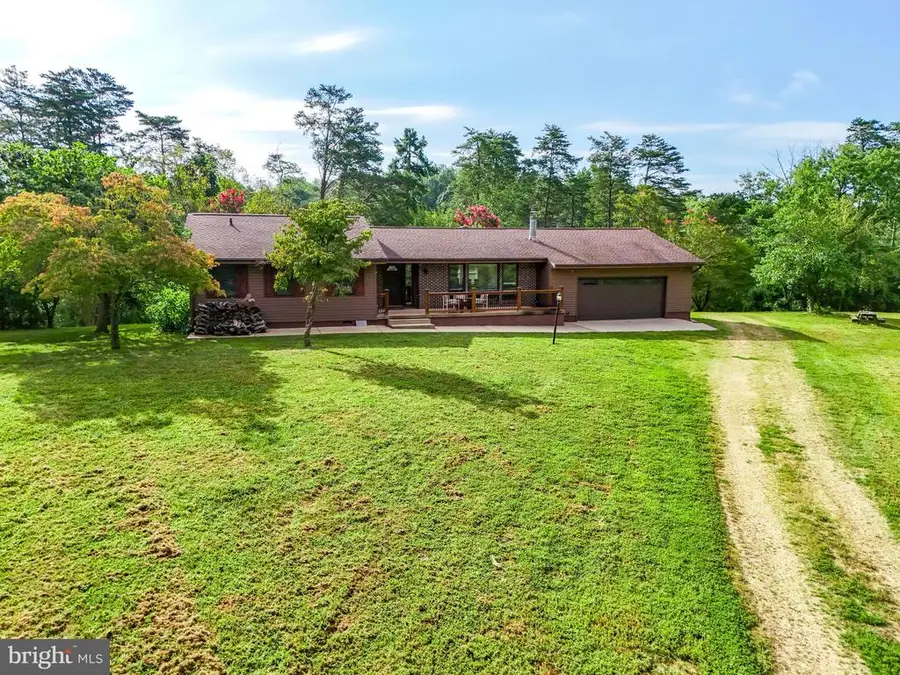 3807 Bear Tree Ln, Bumpass, VA 23024 - Image #3