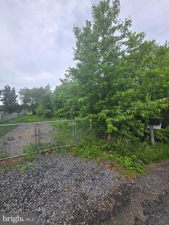 5717 Lucas St, Courtland, VA 22407 - #3