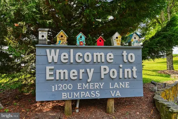 11200 Emery Ln, Bumpass, VA 23024