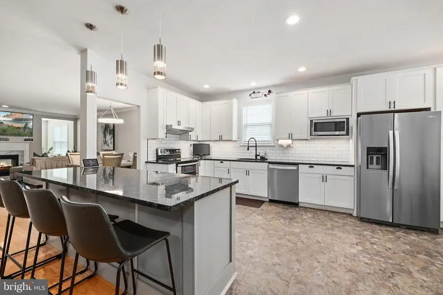 11917 Legacy Woods Dr, Fredericksburg, VA 22407 - Image #3