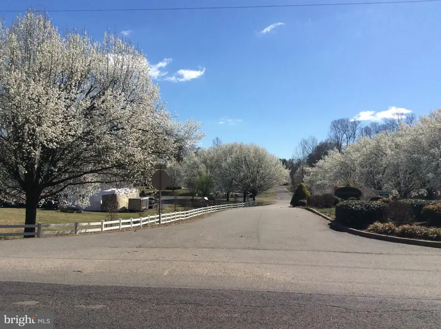 5501 Oak Ct, Mineral, VA 23117 - #2