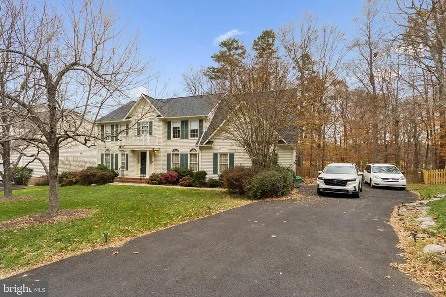 10412 Colechester St, Fredericksburg, VA 22408 - #3