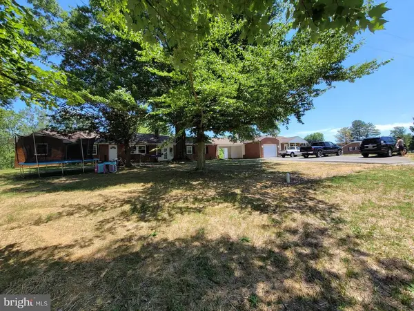 3736 Massaponax Church Rd, Fredericksburg, VA 22408