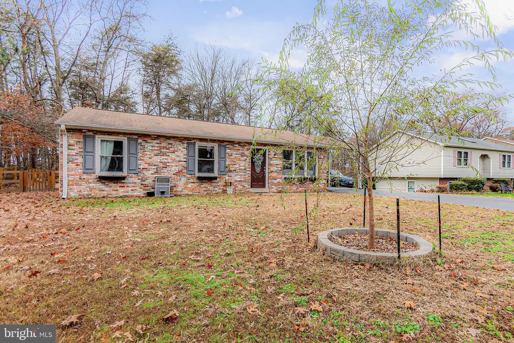 10400 Hillside Ln, Fredericksburg, VA 22408 - #1