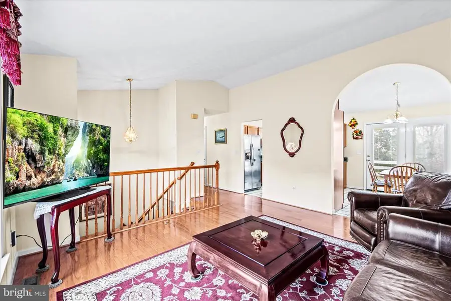 12006 Falcon Ridge Dr, Fredericksburg, VA 22407 - #2