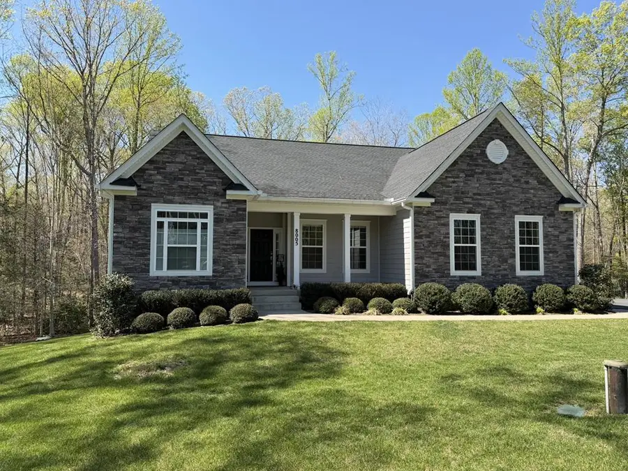8005 Ashford Dr, Fredericksburg, VA 22407 - #2