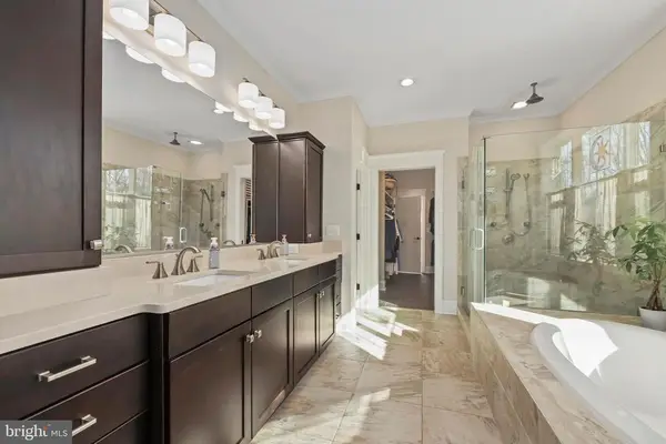 7026 Barclay Dr, Fredericksburg, VA 22407