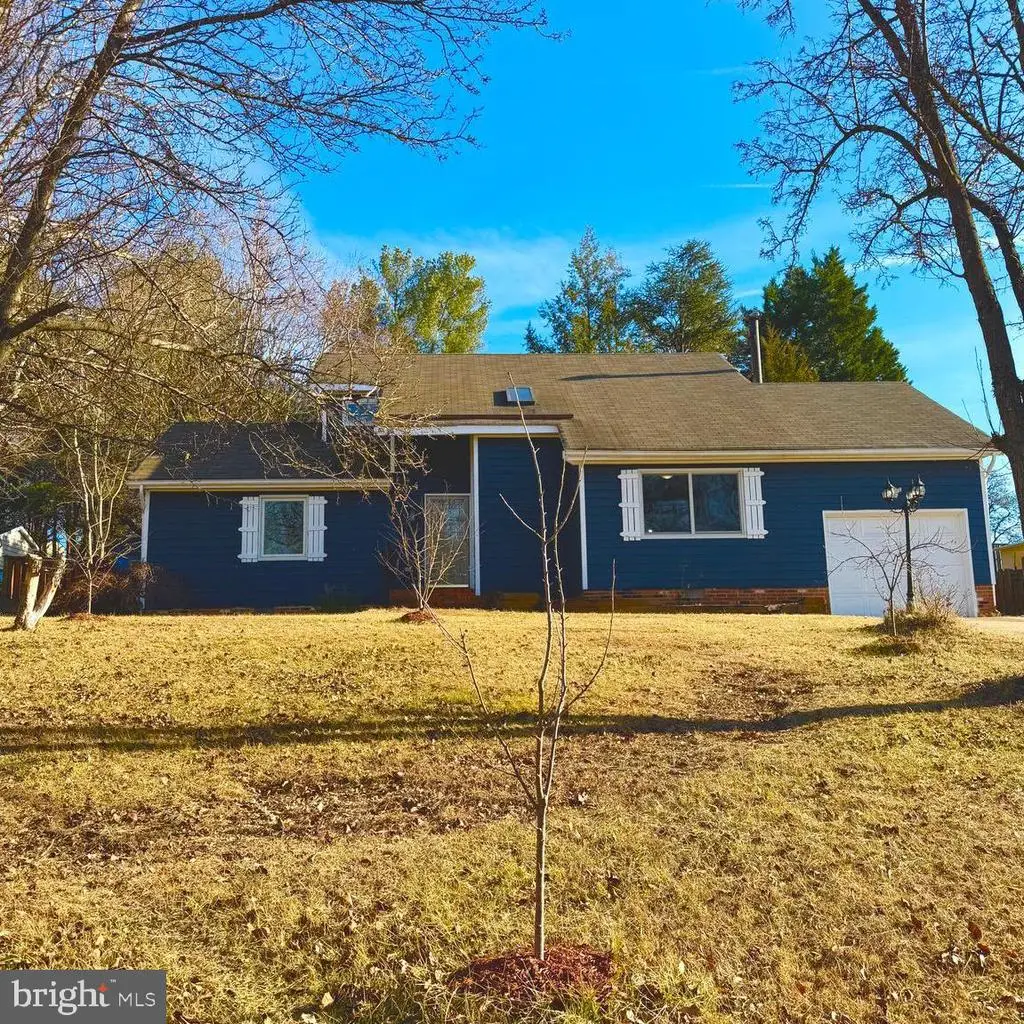 11719 Gordon Rd, Fredericksburg, VA 22407 - #1