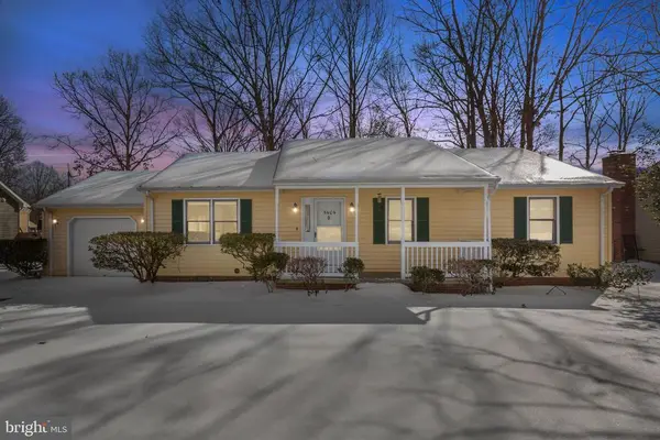 5404 Leavells Crossing Dr, Fredericksburg, VA 22407