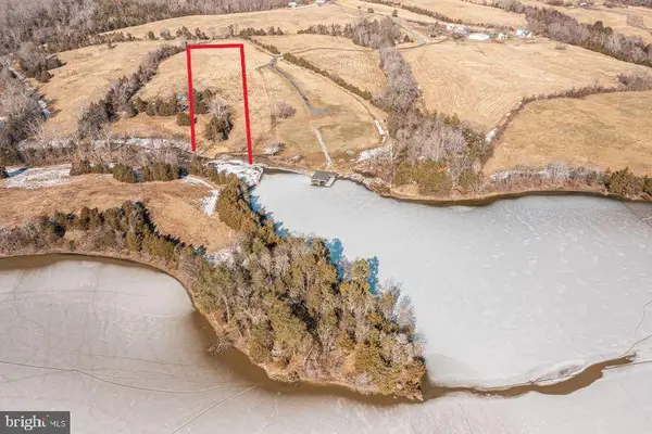 7031 Divine Ln, Orange, VA 22960