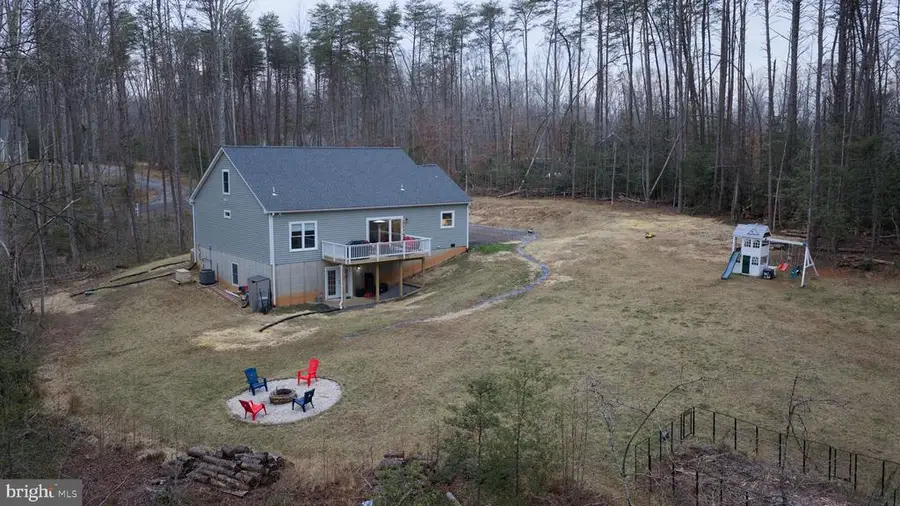 13218 Scotten Dr, Fredericksburg, VA 22407 - #3