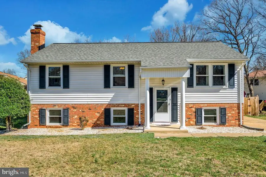 713 Shamrock Dr, Fredericksburg, VA 22407 - #3