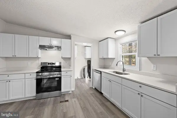 7309 Red Feather Ln, Spotsylvania, VA 22551