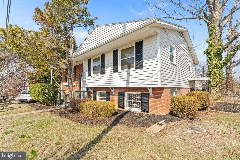 2712 Lafayette Blvd, Fredericksburg, VA 22408 - #1