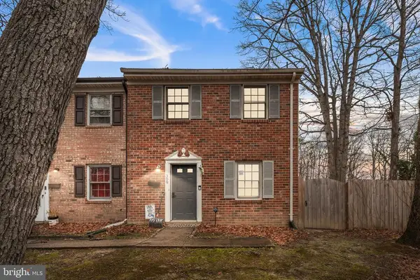 309 Olde Greenwich Dr, Fredericksburg, VA 22408