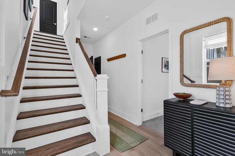 9211 Forkleaf Oak Dr, Fredericksburg, VA 22407 - #2