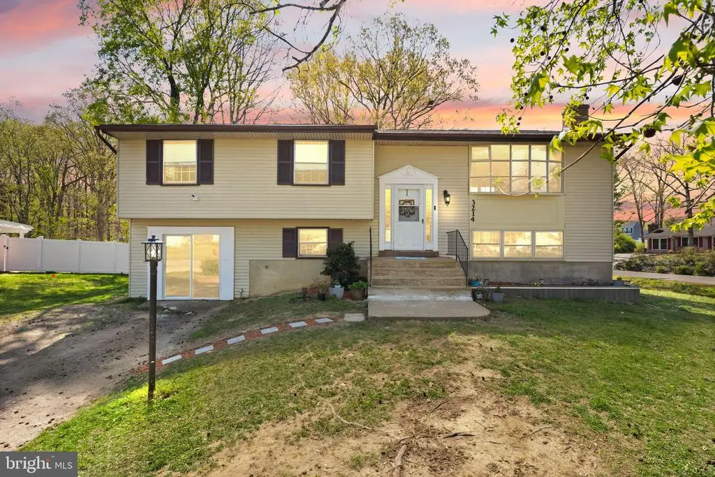 3214 Waverly Dr, Fredericksburg, VA 22407 - #1
